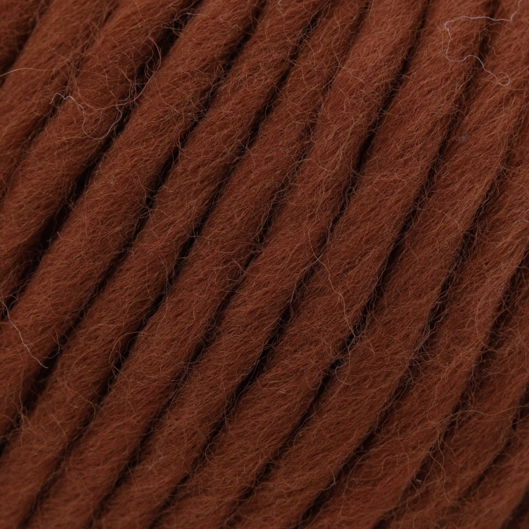 fine_highland_wool_detal_rdzawy brąz 2729.jpg