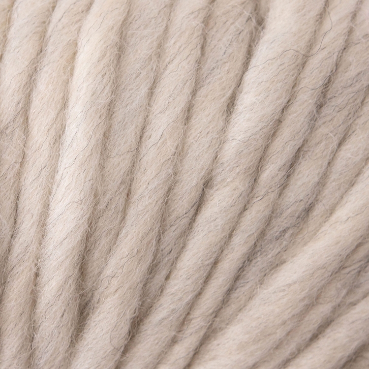 FINE-HIGHLAND-WOOl-Jasny_szary_melanż-2126-det (1).jpg